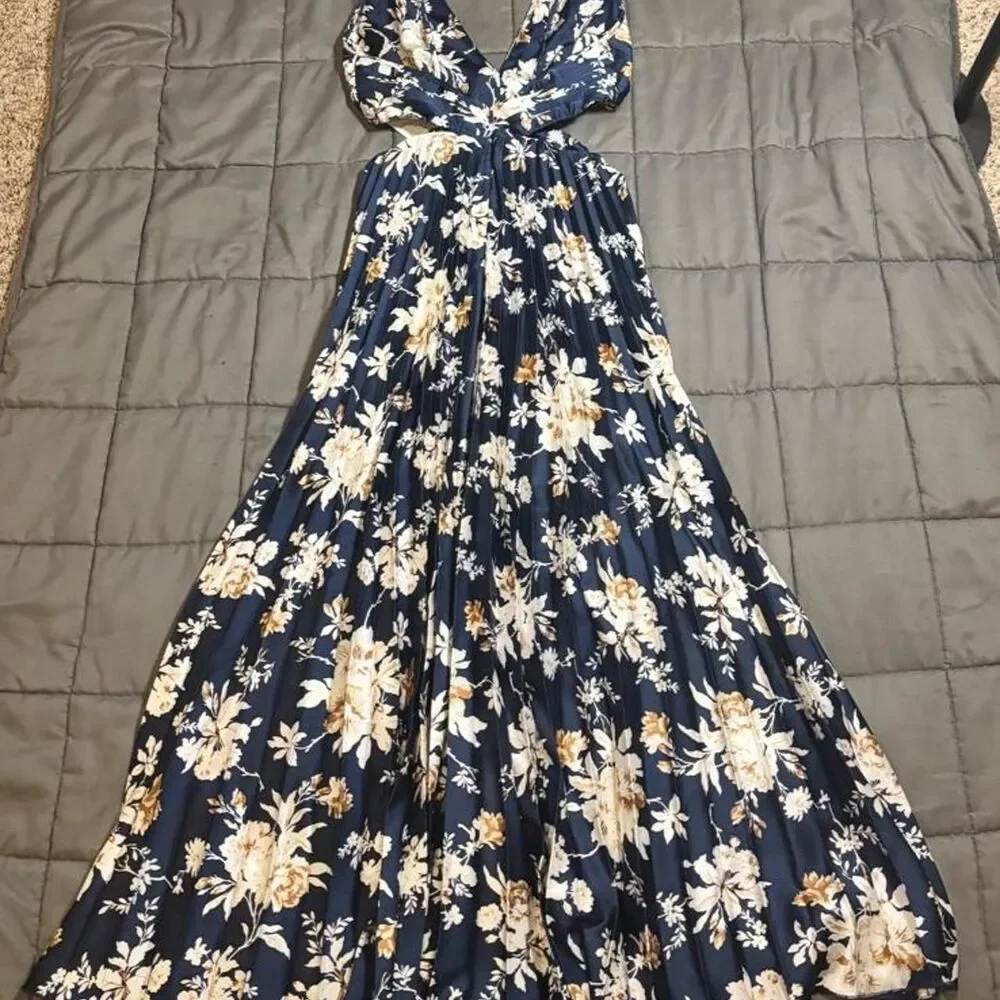 ABERCROMBIE & FITCH Floral Maxi Dress — Navy Blue Floral | S